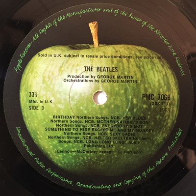 Lot 168 - THE BEATLES - WHITE ALBUM LP (LOW NUMBER ORIGINAL UK MONO - PLEASE READ DESCRIPTION)