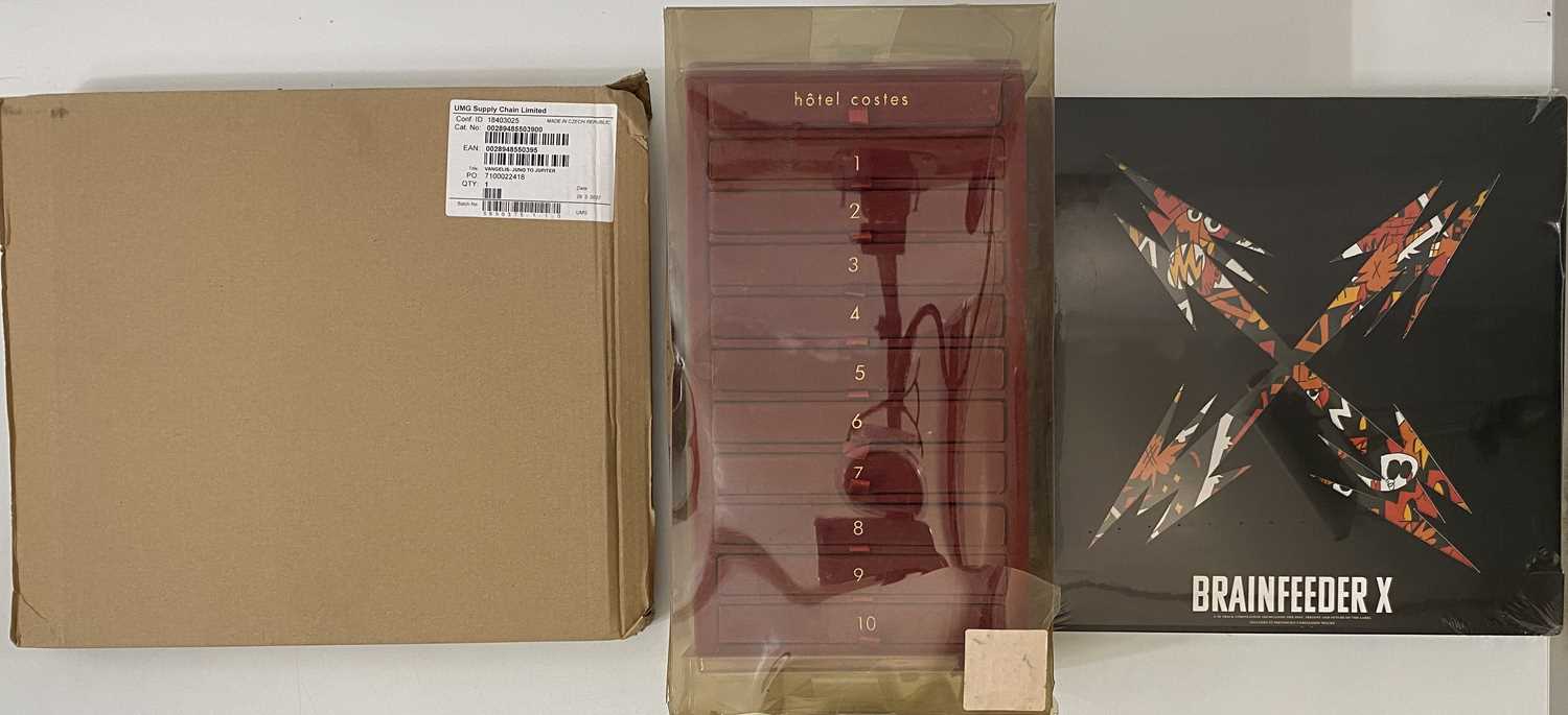 Lot 781 - ELECTRO / AMBIENT / HIP HOP - BOX SETS