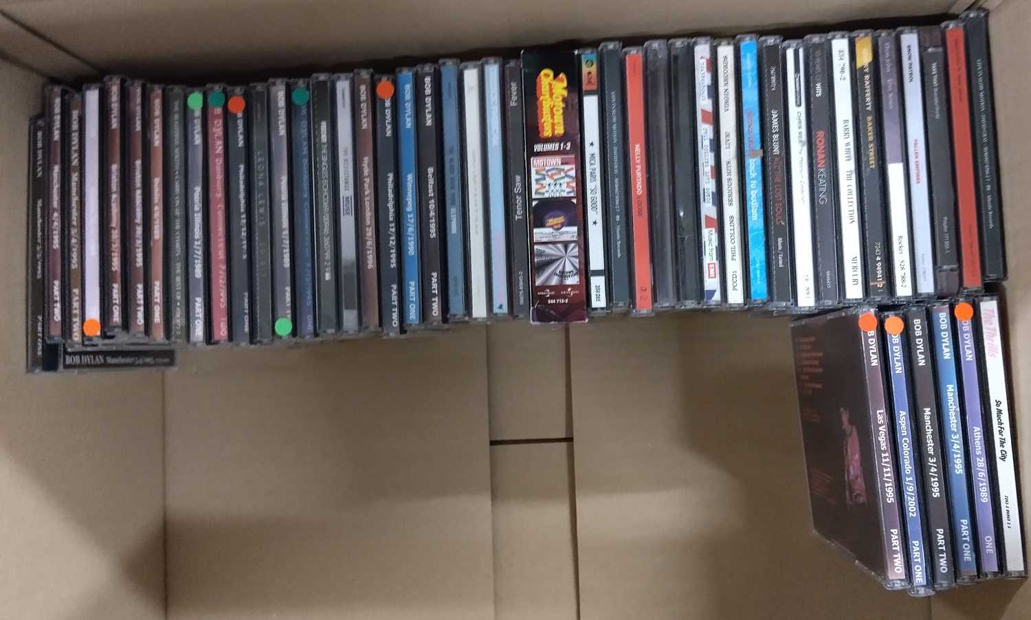 Lot 32 - CLASSIC ROCK AND POP CD COLLECTION