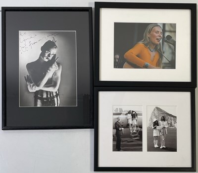 Lot 164 - COLLECTABLE PHOTOGRAPHS - JONI MITCHELL / JOHN LENNON / YOKO ONO ETC.
