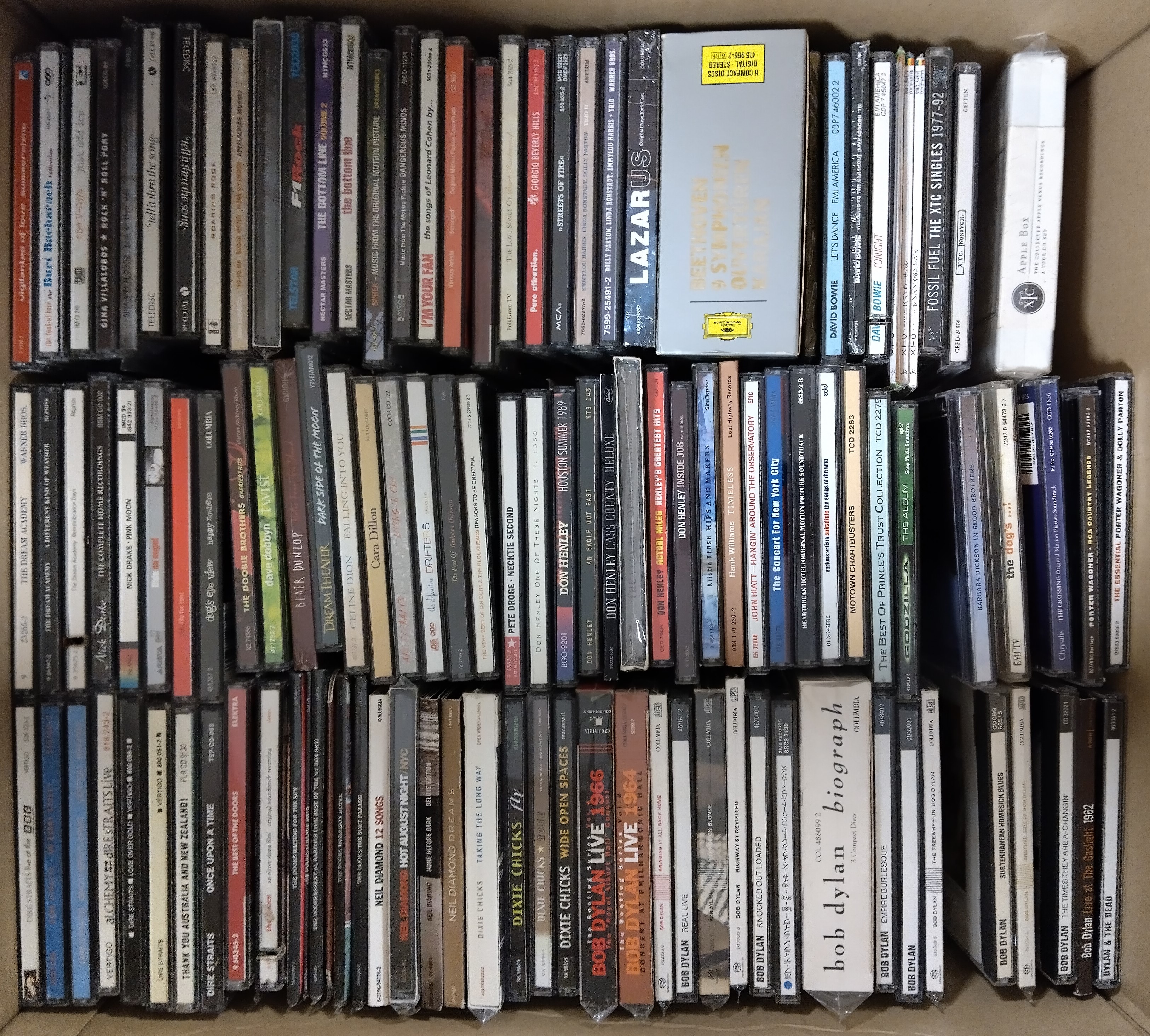 Lot 53 - MIXED ROCK AND POP CD COLLECTION