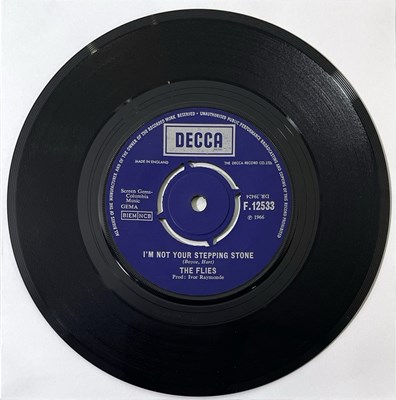 Lot 74 - THE FLIES - I'M NOT YOUR STEPPING STONE 7" (ORIGINAL UK COPY - DECCA F 122533 - EX+)