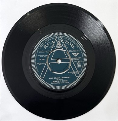 Lot 79 - WINSTON'S FUMBS - REAL CRAZY APARTMENT 7" (ORIGINAL UK PROMO - RCA VICTOR RCA 1612 - ARCHIVE CONDITION)