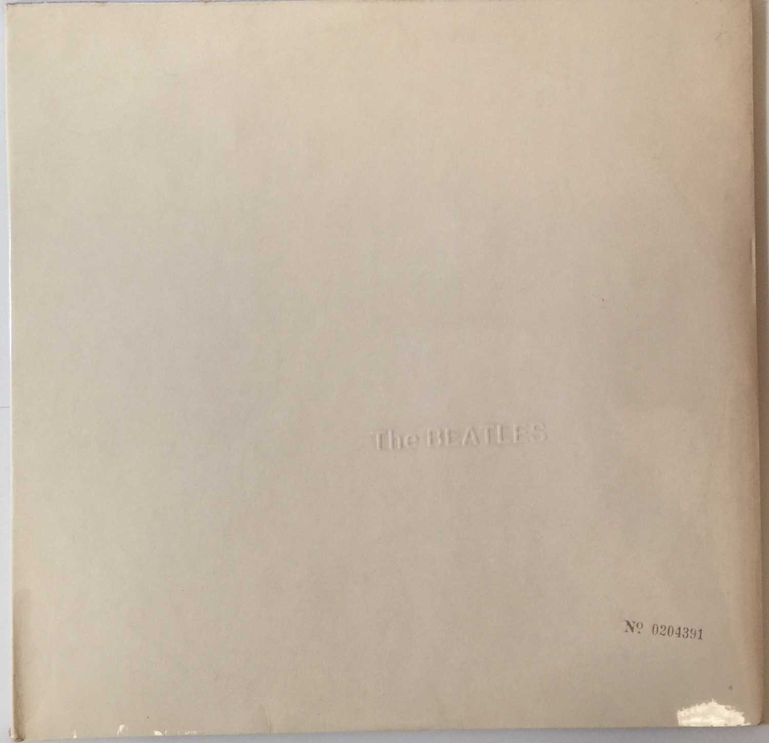 Lot 242 - THE BEATLES - WHITE ALBUM LP (UK MONO NO: 0204391)