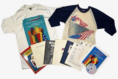 Lot 398 - 1986 US 'WELCOME HOME' CONCERTS - RARE VINTAGE T-SHIRT AND CONCERT MEMORABILIA.