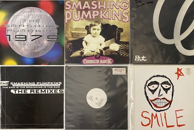 Lot 17 - SMASHING PUMPKINS 12" COLLECTION & PROMOS / REMIXES