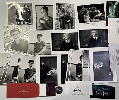 Lot 315 - HARRY POTTER - CAST AND CREW SCREENING INVITES / PRODUCTION MEMORABILIA.