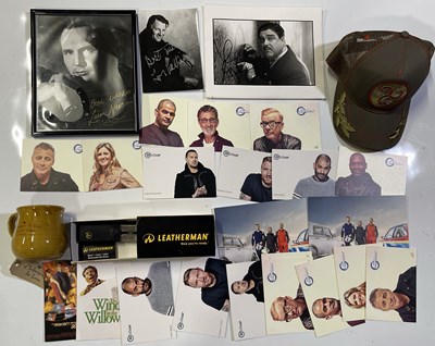 Lot 318 - FILM COLLECTABLES / AUTOGRAPHS / PREMIERE INVITES - JAMES BOND / CLASH OF THE TITANS.