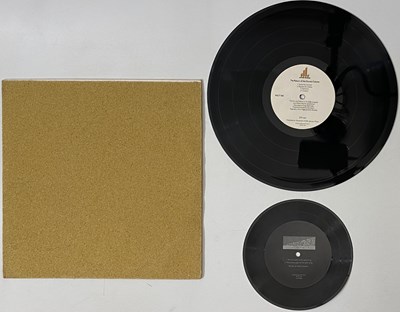 Lot 119 - THE DURUTTI COLUMN - THE RETURN OF THE DURUTTI COLUMN (ORIGINAL UK SANDPAPER COPY WITH FLEXI DISC - FACT 14)
