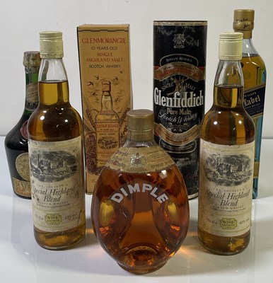Lot 53 - WHISKYS AND SPIRITS INC HAIG.