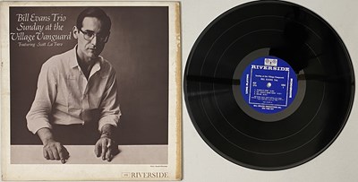 Lot 105 - BILL EVANS TRIO - SUNDAY AT THE VILLAGE VANGUARD LP (RLP 376 - ORIGINAL US MONO DEEP GROOVE PRESSING)