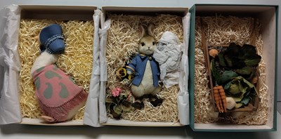 Lot 20 - R. JOHN WRIGHT BEATRIX POTTER GARDEN WHEELBARROW, JEMIMA PUDDLE-DUCK, PETER RABBIT CENTENNIAL FELT DOLL PACK