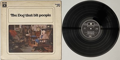 Lot 117 - THE DOG THAT BIT PEOPLE LP (ORIGINAL UK COPY - PARLOPHONE - PCS 7125)