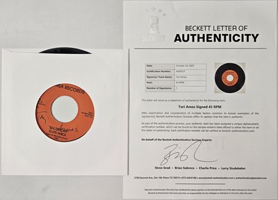 Lot 230 - ELLEN (TORI) AMOS - BALTIMORE 7" (MEA RECORDS 5290 - SIGNED)