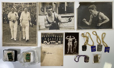 Lot 418 - GOLF MEMORABILIA - PGA TOUR PATRON MEDAL COLLECTION / VINTAGE BOXING AND SPORTING MEMORABILIA.