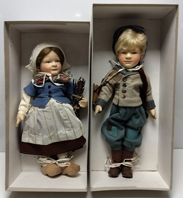 Lot 48 - R. JOHN WRIGHT HANS AND GRETEL BRINKER LIMITED EDITION FELT DOLLS