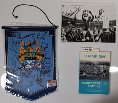 Lot 438 - FOOTBALL - MANCHESTER CITY SIGNED MEMORABILIA.