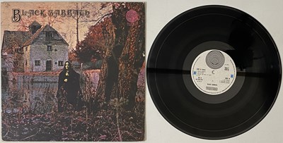 Lot 322 - BLACK SABBATH - BLACK SABBATH LP (VO 6 - LARGE SWIRL 2ND PRESSING / 2ND SLEEVE)