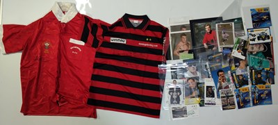 Lot 424 - ASSORTED SIGNED SPORTING MEMORABILIA INC BOXING / MOTORSPORT / DARTS.