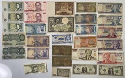 Lot 18 - ASSORTED BANKNOTES - POUNDS, DOLLARS, LIRA