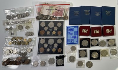Lot 27 - ASSORTED COINAGE AND BANKNOTES - MOSTLY BRITISH - SOME SILVER