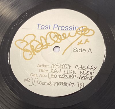 Lot 112 - NENEH CHERRY SIGNED WHITE LABEL TEST PRESSING.