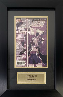 Lot 139 - COMICS - FRAMED STAN LEE SIGNED COMIC BOOK..