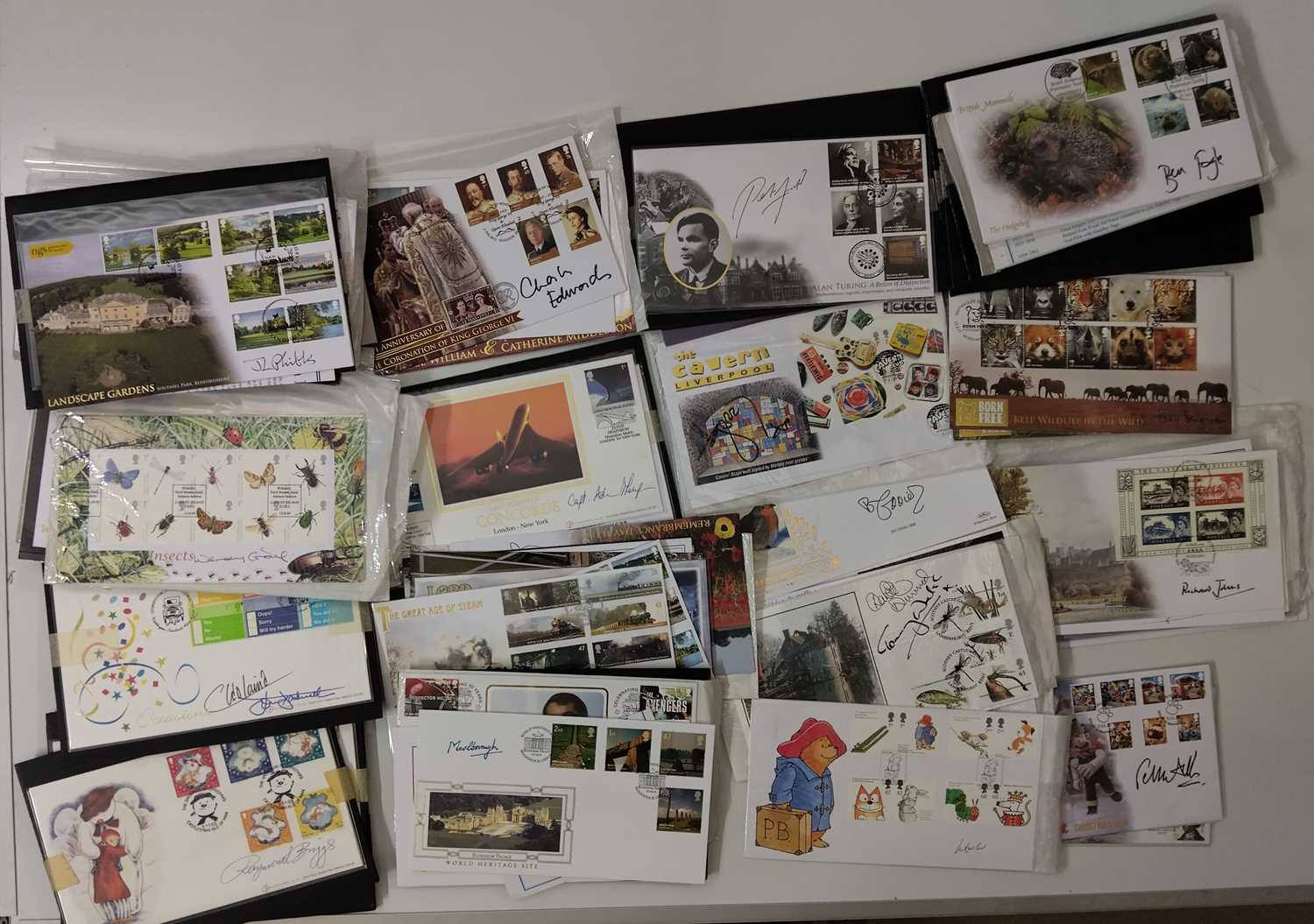 Lot 67 - SIGNED FIRST DAY COVER PACK