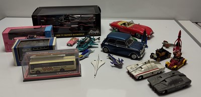 Lot 352 - COLLECTION OF TOY CARS.