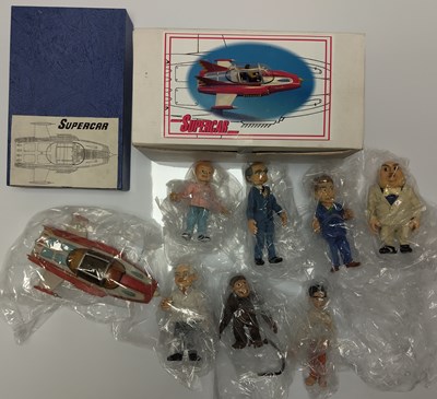 Lot 370 - SUPERCAR MODEL KITS PLUS FIGURINES.