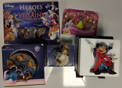 Lot 381 - COLLECTION OF DISNEY SCULPTURE AND TOYS.