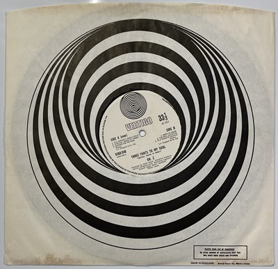 Lot 2 - DR Z. - THREE PARTS TO MY SOUL... (ORIGINAL UK COPY - VERTIGO SWIRL 6360 048)