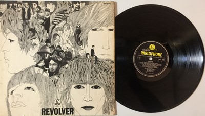 Lot 1267 - THE BEATLES - REVOLVER LP (UK 'MISPRESSING' ORIGINAL - SIDE ONE STEREO/SIDE TWO MONO)