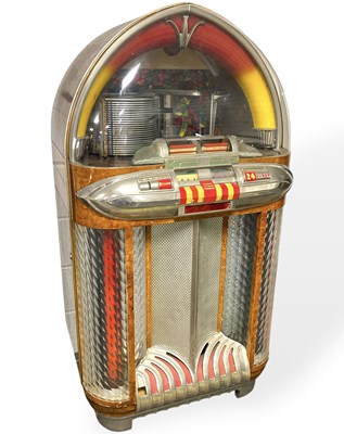 Lot 379 - STUNNING LATE 40'S WURLITZER 1100 "BULLET" JUKEBOX