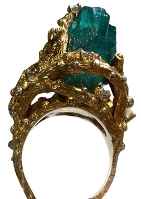 Lot 375 - ELVIS PRESLEY GIFTED EMERALD RING