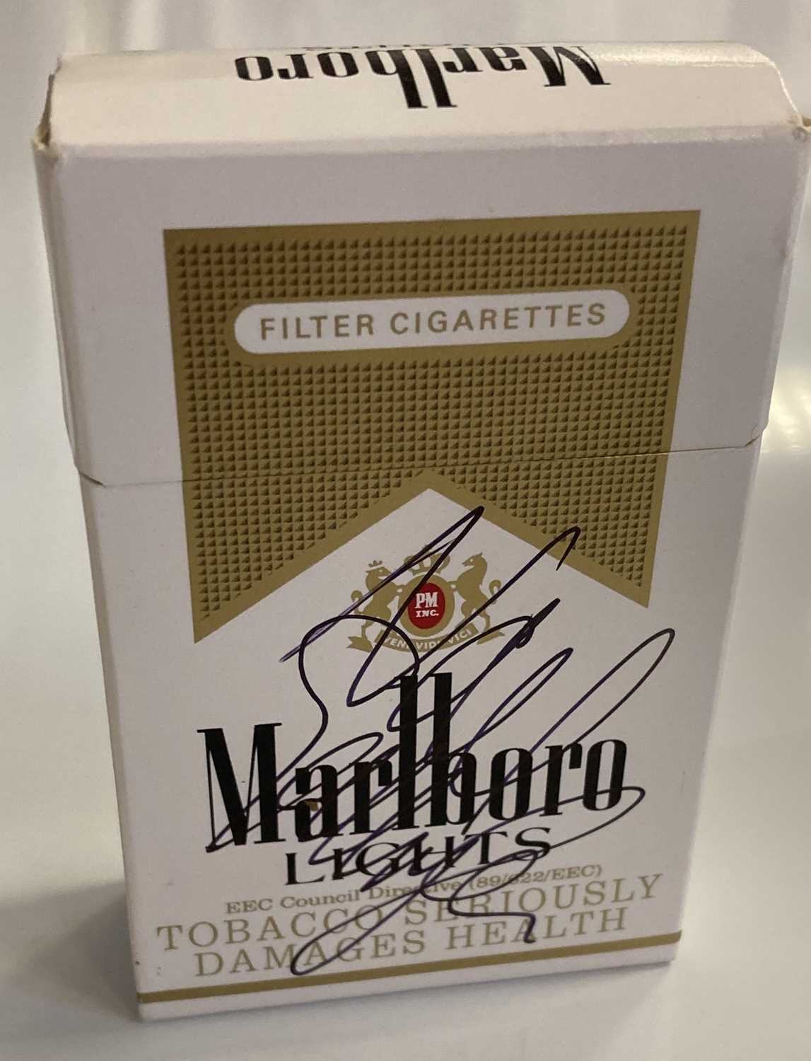 Lot 409 - CIGARETTE PACKET SIGNED BY NOEL GALLAGHER