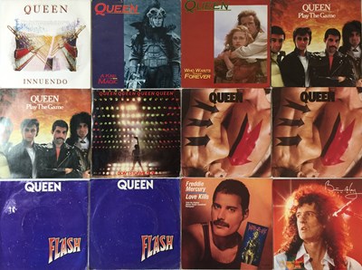 Lot 924 - QUEEN - 7" COLLECTION