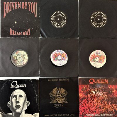 Lot 924 - QUEEN - 7" COLLECTION