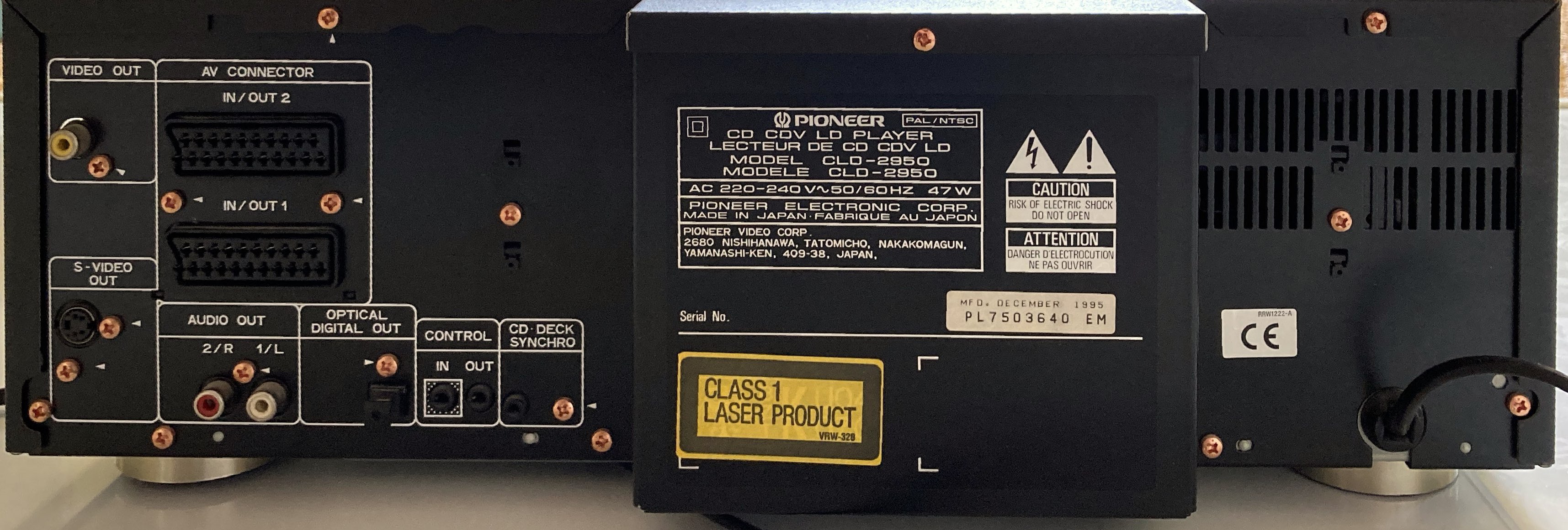 Lot 45 PIONEER LASER DISC PLAYER AND LASER DISC